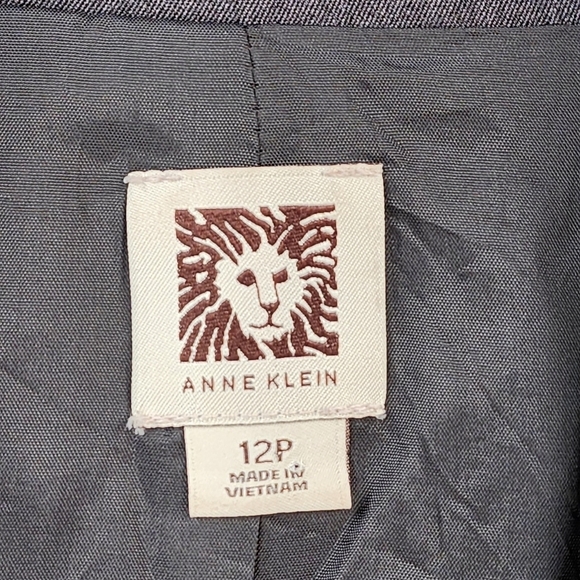 Anne Klein Women's Notch Collar Blazer - 12P - Picture 3 of 6